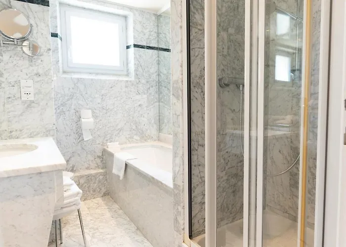 D'angleterre Otel 4*