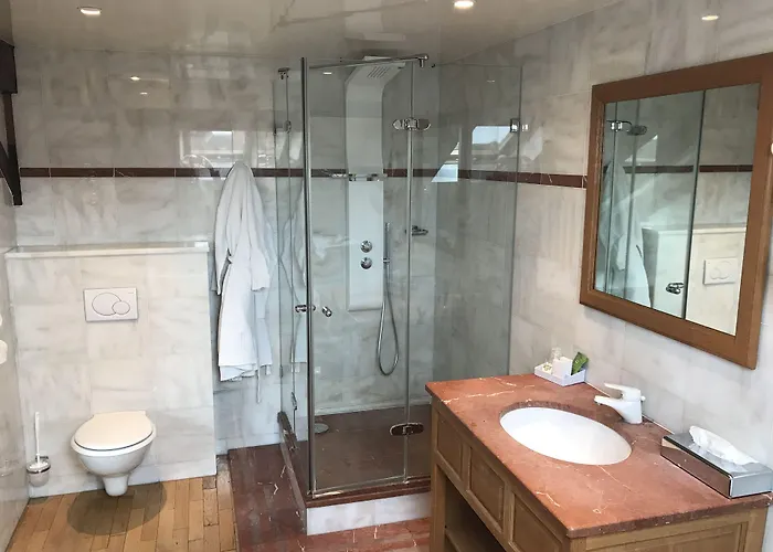 D'angleterre Hotel 4*